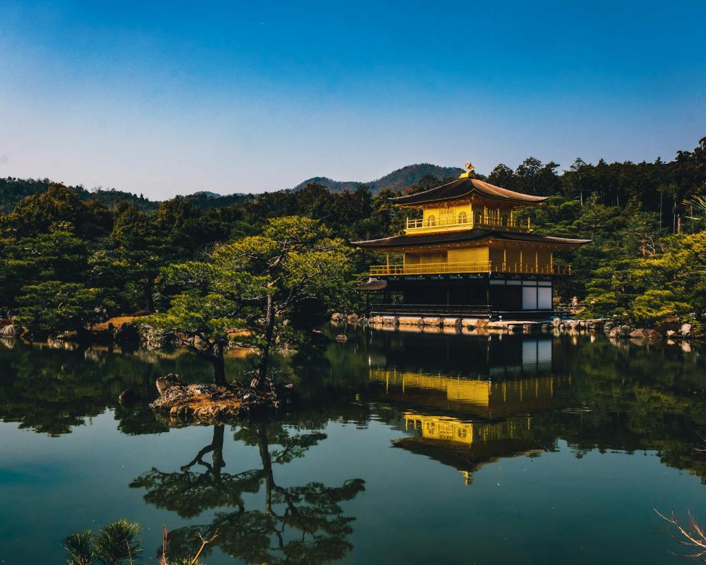 kinkakuyi templo del jardin de los ciervos